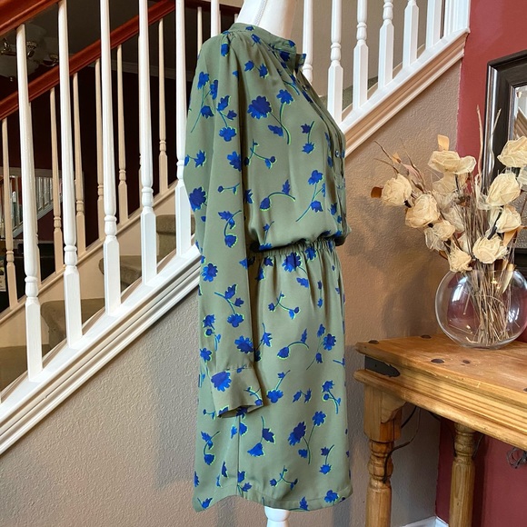 Banana Republic Floral Dress - Picture 5 of 7